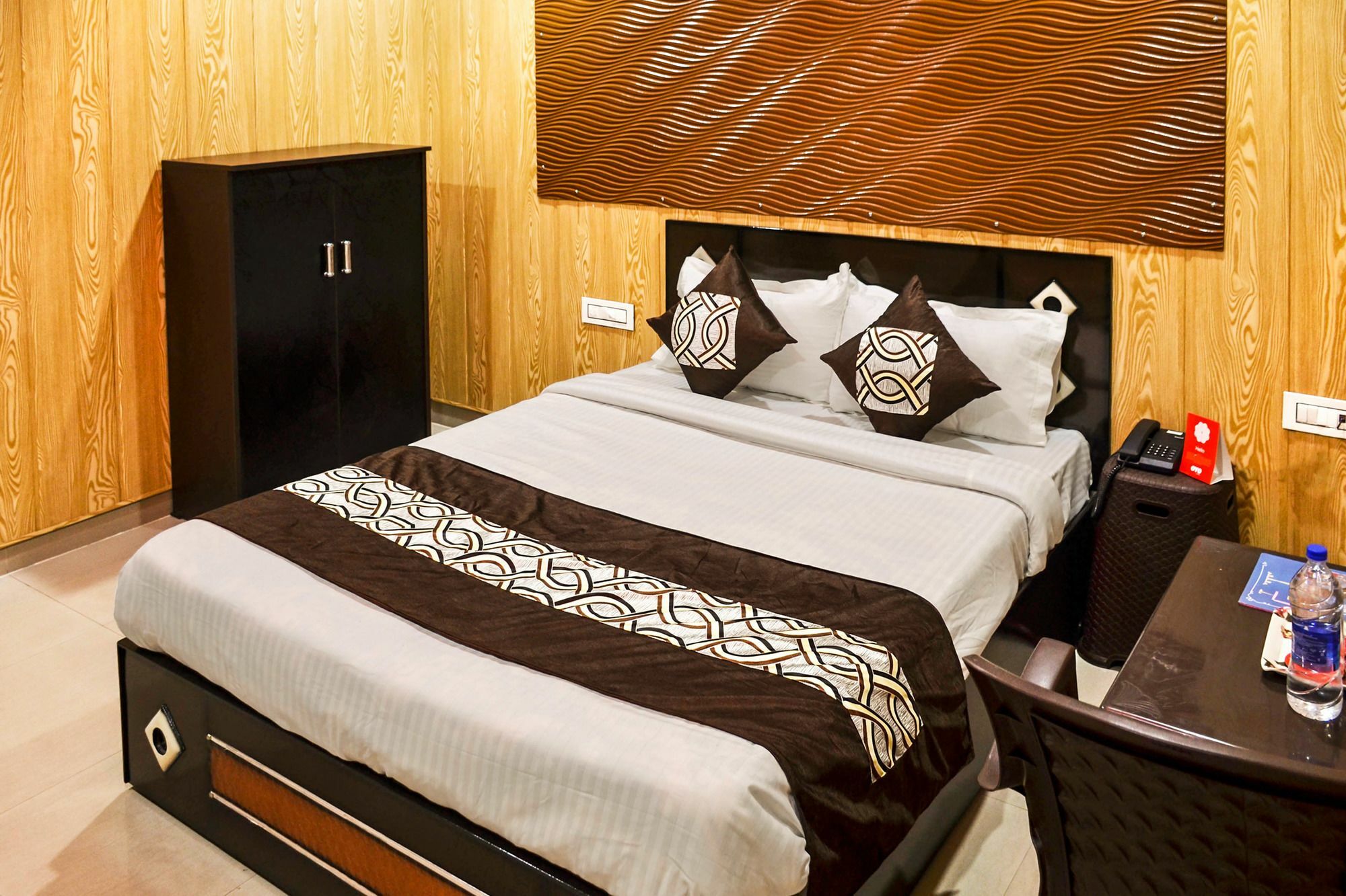 Oyo 8105 Royale Guest House Ludhijána Exteriér fotografie
